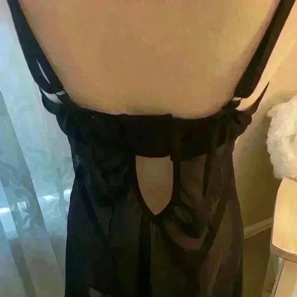 Little Black Nighty - Picture 3 of 4